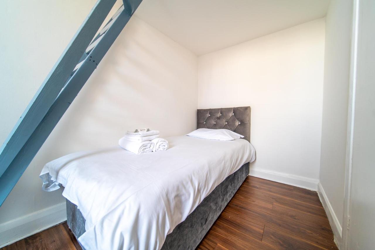 Spacious 2 Bedroom Apartment In Downtown 런던 외부 사진