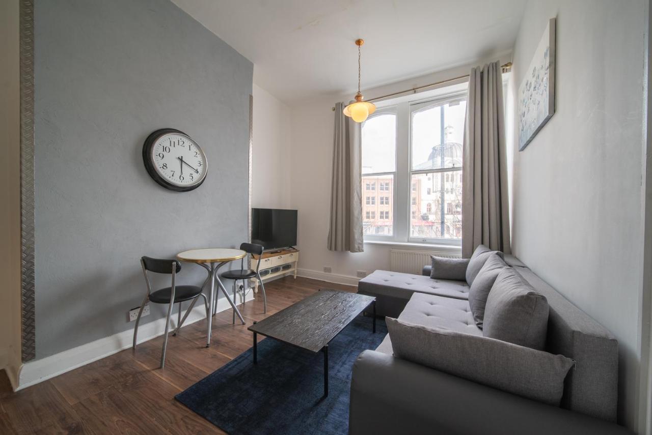 Spacious 2 Bedroom Apartment In Downtown 런던 외부 사진